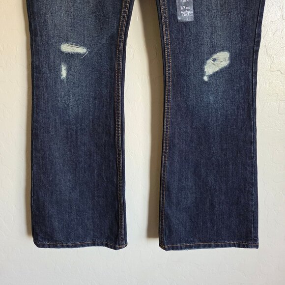Aeropostale Hailey Low Rise Flare Jean Slim Fit Blue Size Womens 7/8 Regular NEW - Picture 4 of 11